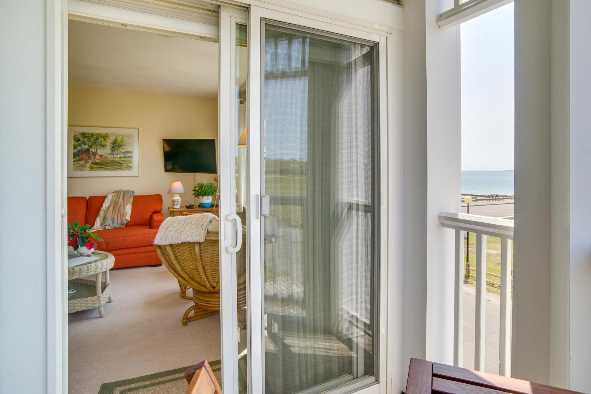 Breezy Oak Bluffs Condo - Steps To Inkwell Beach! Eksteriør bilde