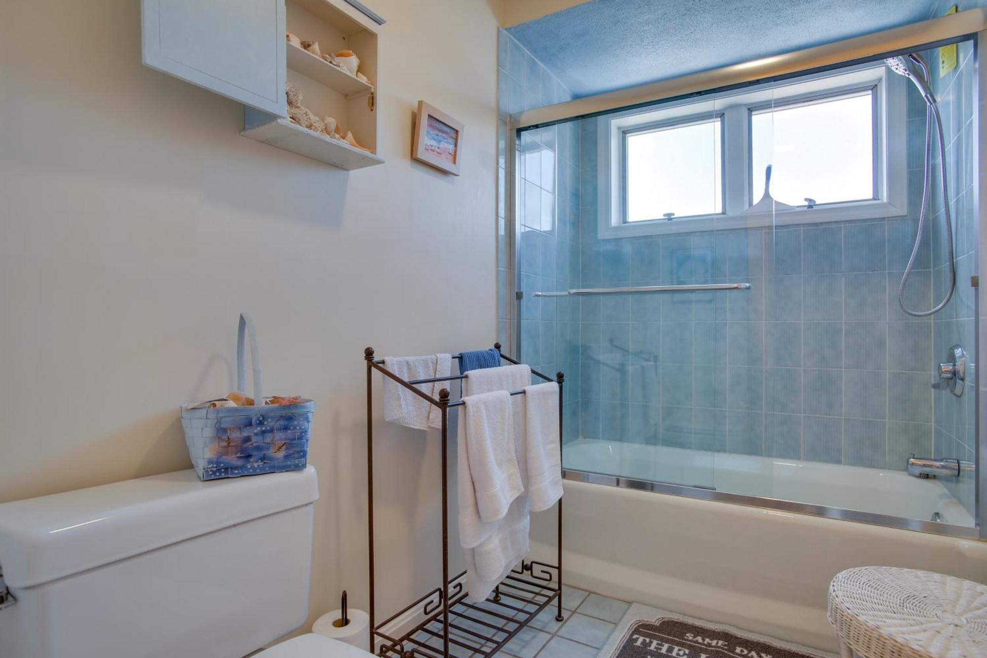 Breezy Oak Bluffs Condo - Steps To Inkwell Beach! Eksteriør bilde