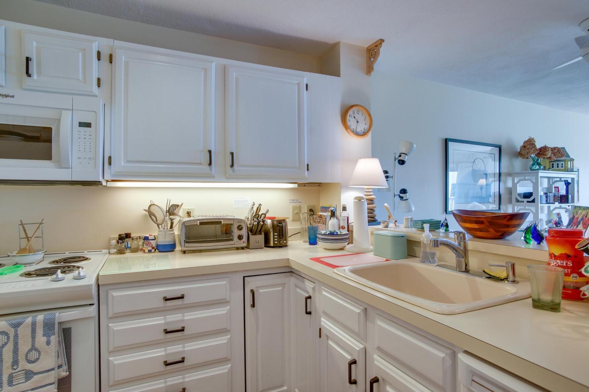 Breezy Oak Bluffs Condo - Steps To Inkwell Beach! Eksteriør bilde