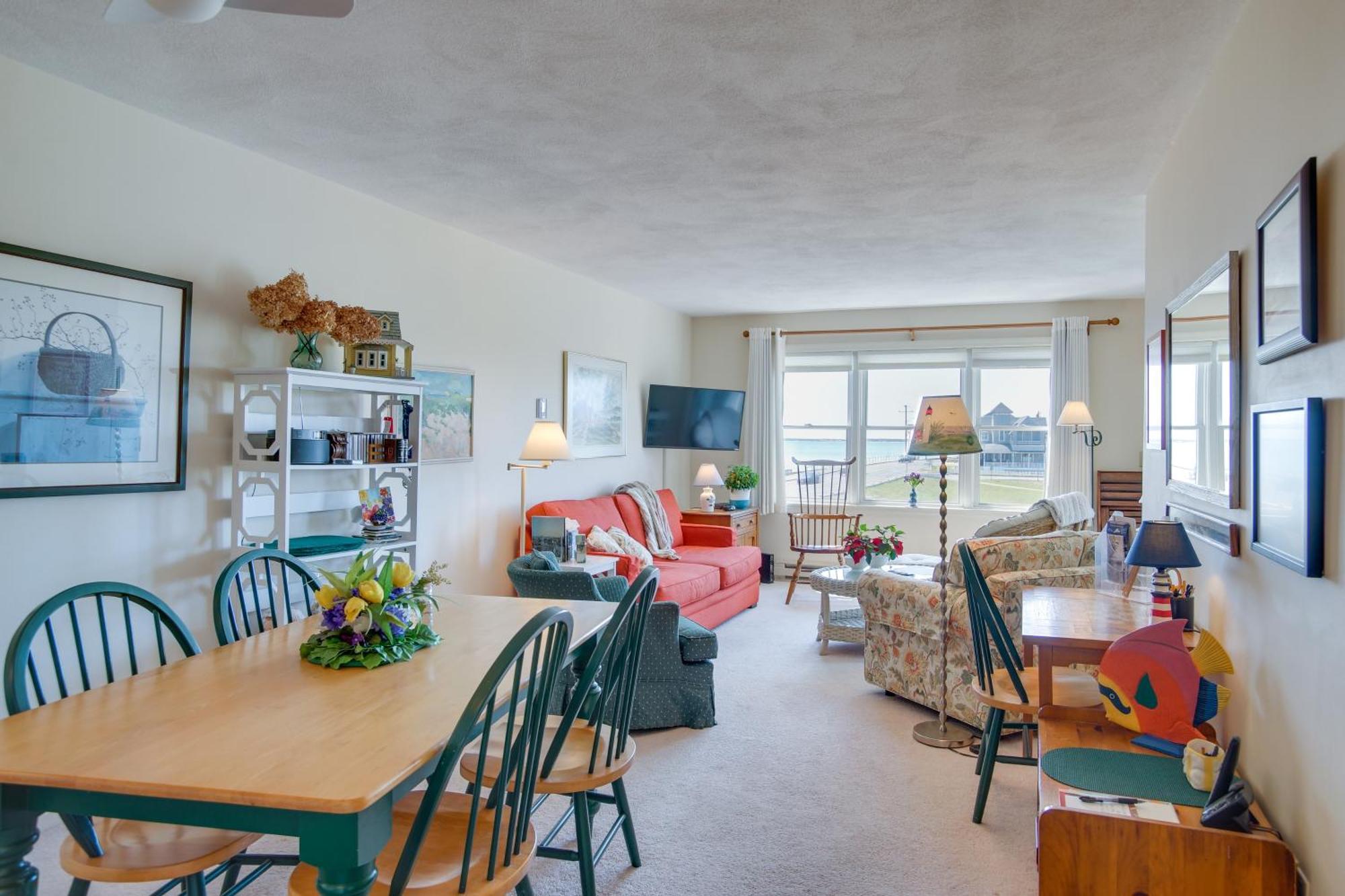 Breezy Oak Bluffs Condo - Steps To Inkwell Beach! Eksteriør bilde
